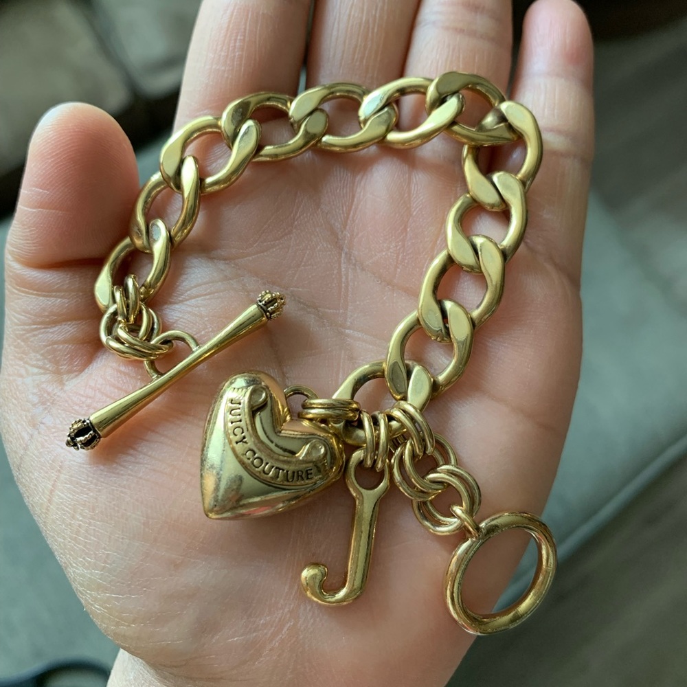 Gold Juicy Couture Chain Toggle Bracelet Jewelry 7.5” EUC